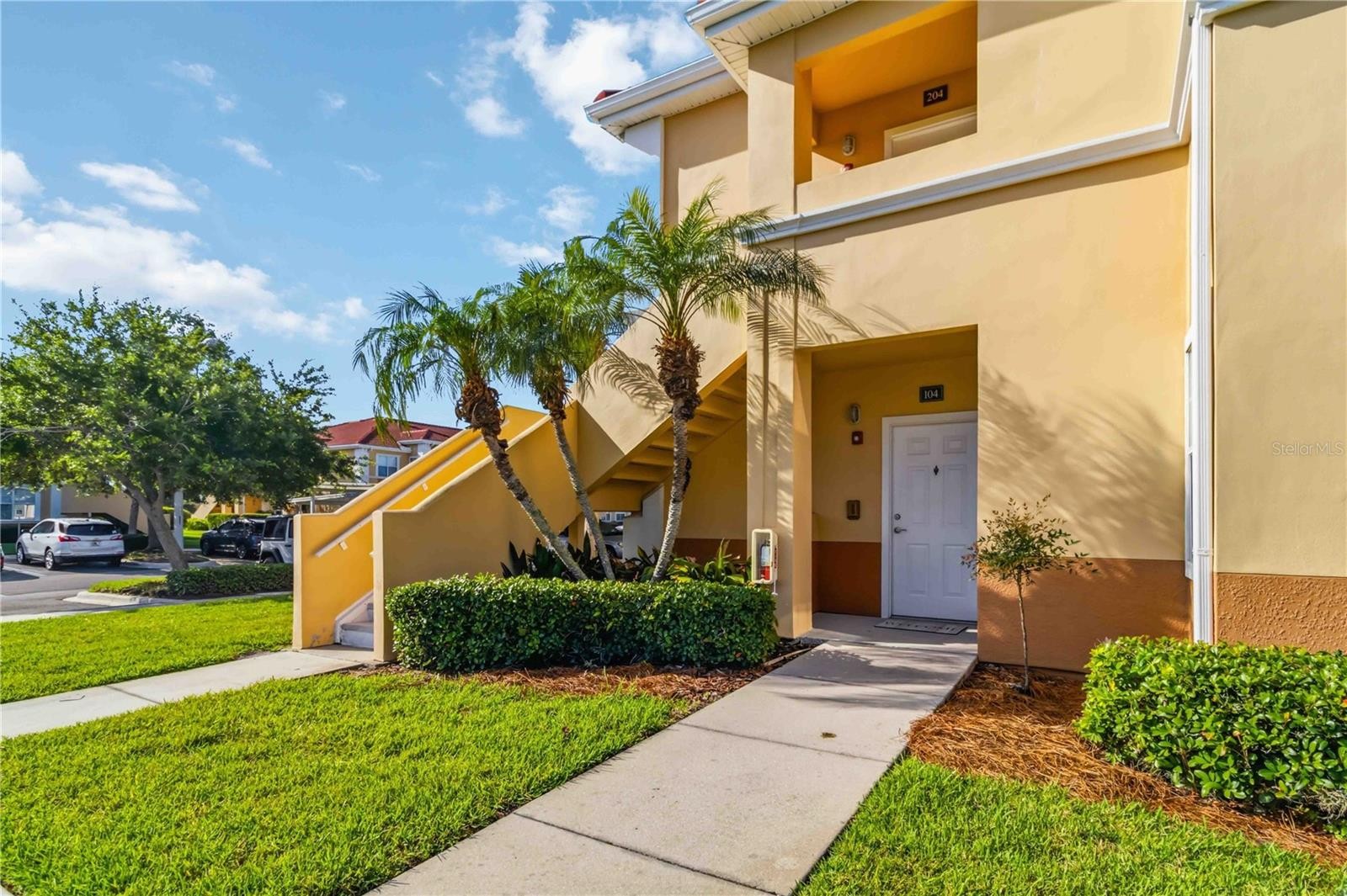 1025 VILLAGIO CIR #204