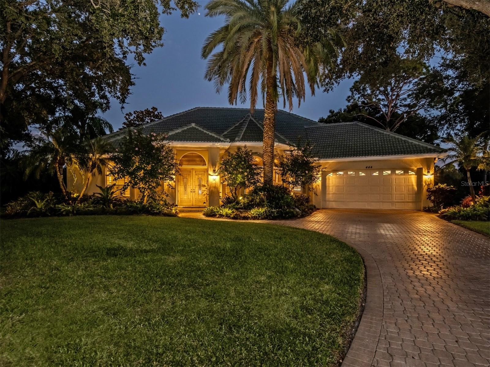 444 TREMINGHAM WAY