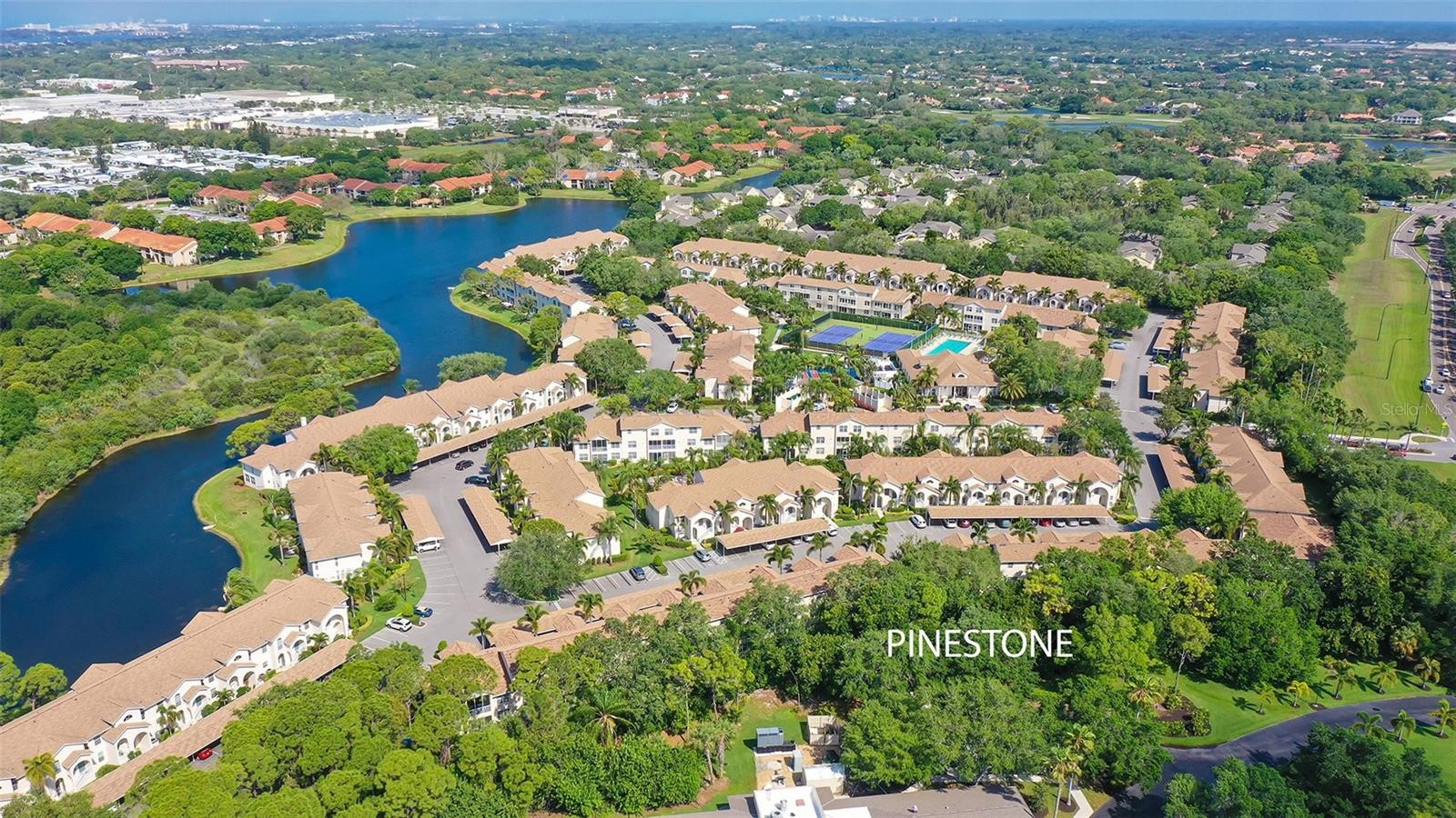 4205 CASTLEBRIDGE LN #1112