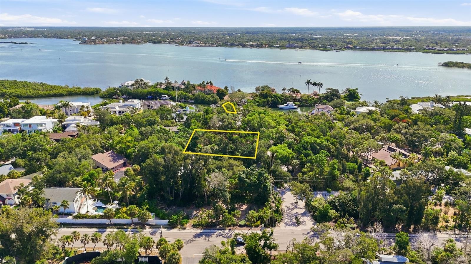 1325 HIDDEN HARBOR WAY