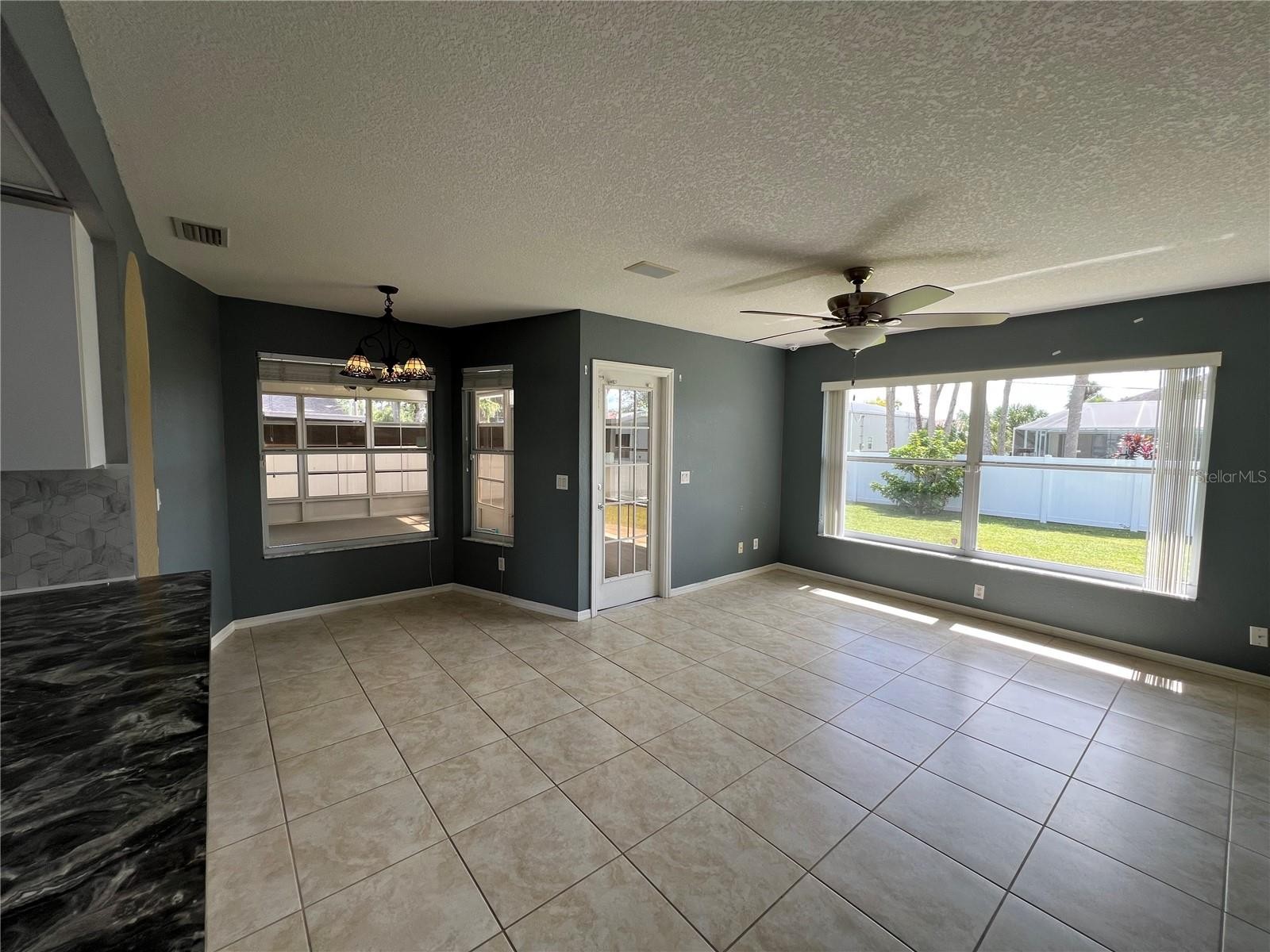 4055 ALLURE LN