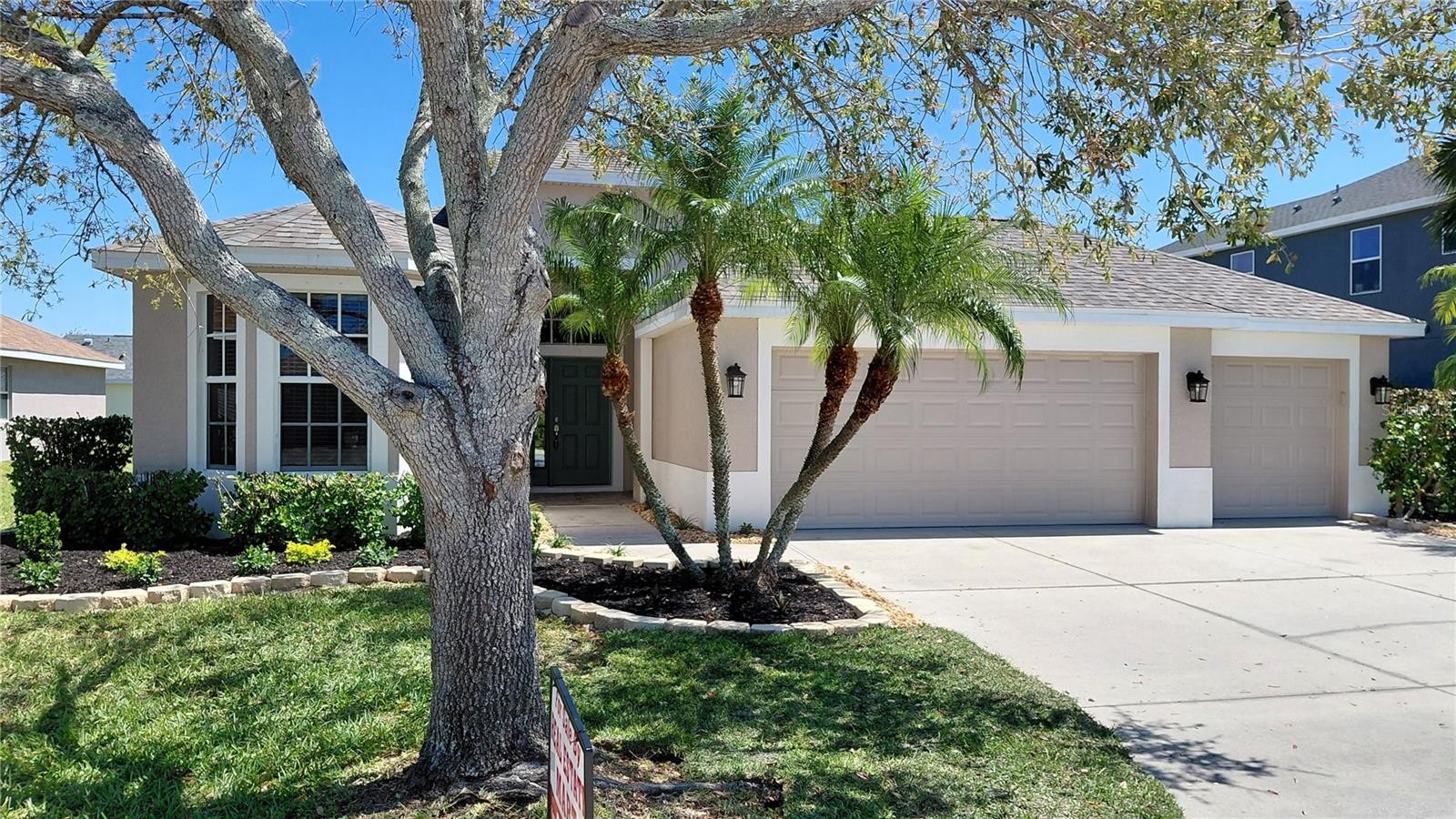 7117 50-TH AVE CIR E