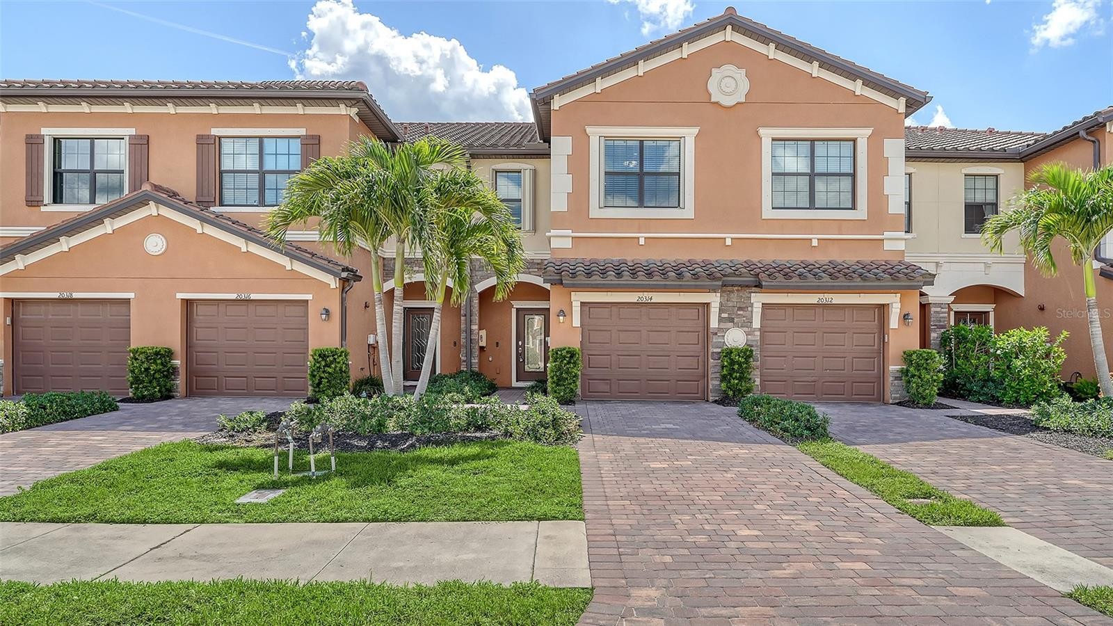 20314 LAGENTE CIR