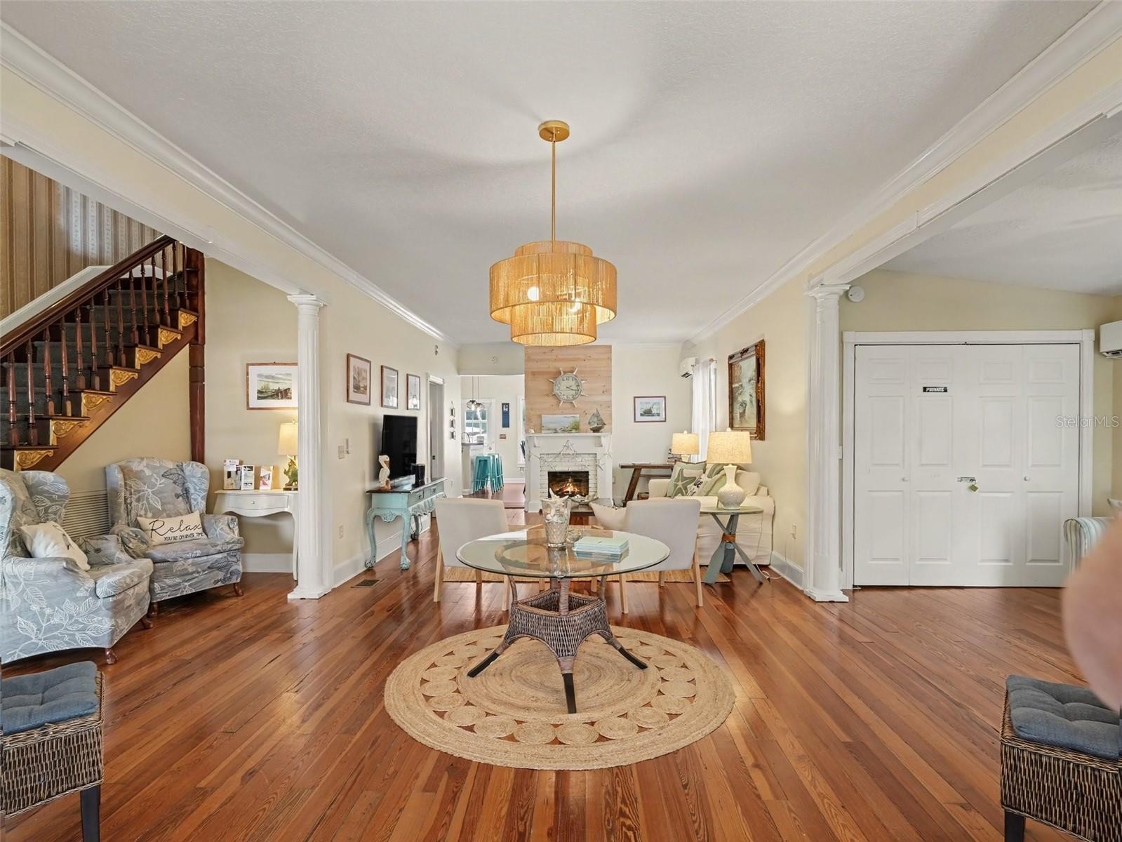 1529 1ST AVE W