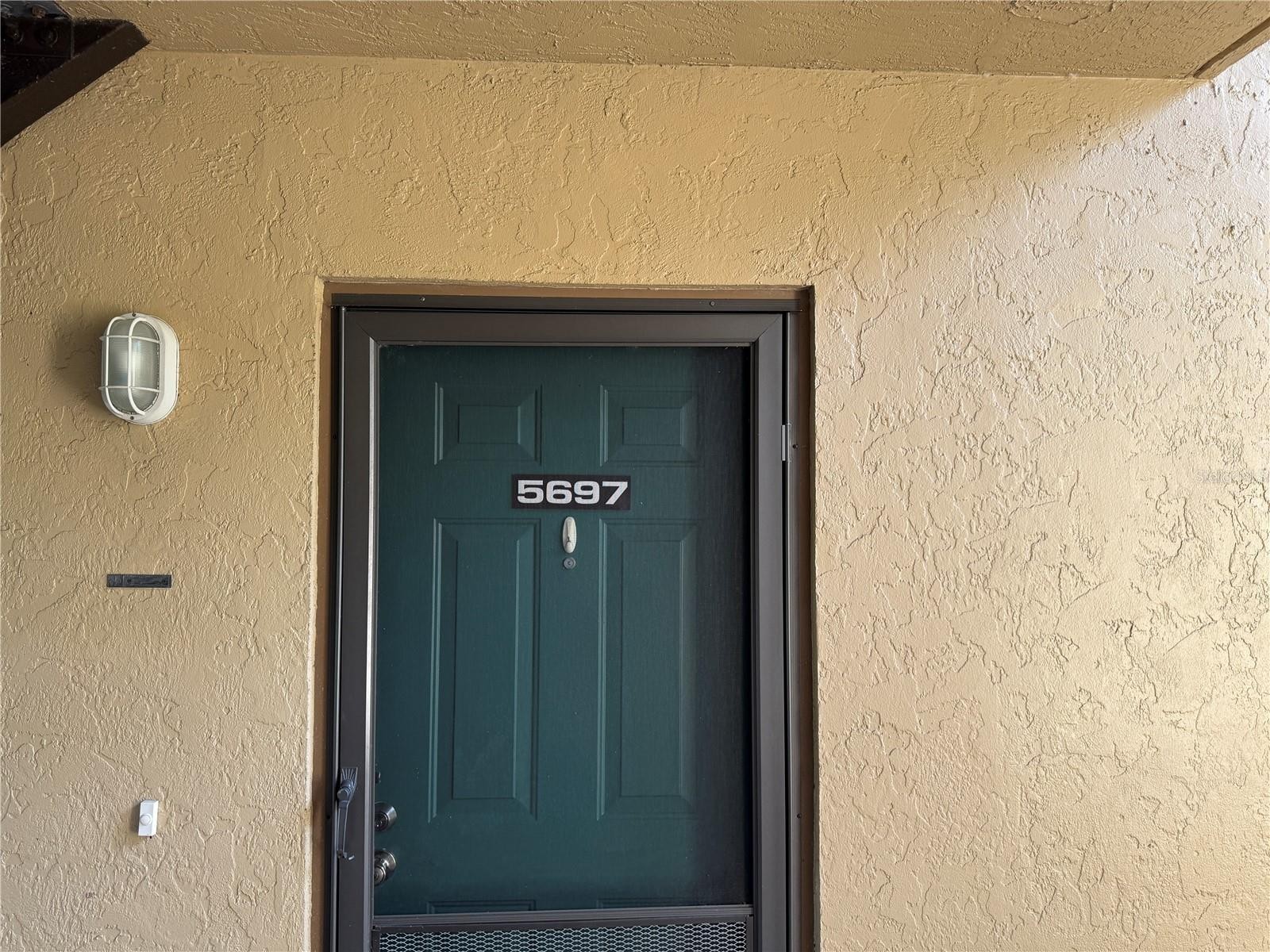 5697 ASHTON LAKE DR #6