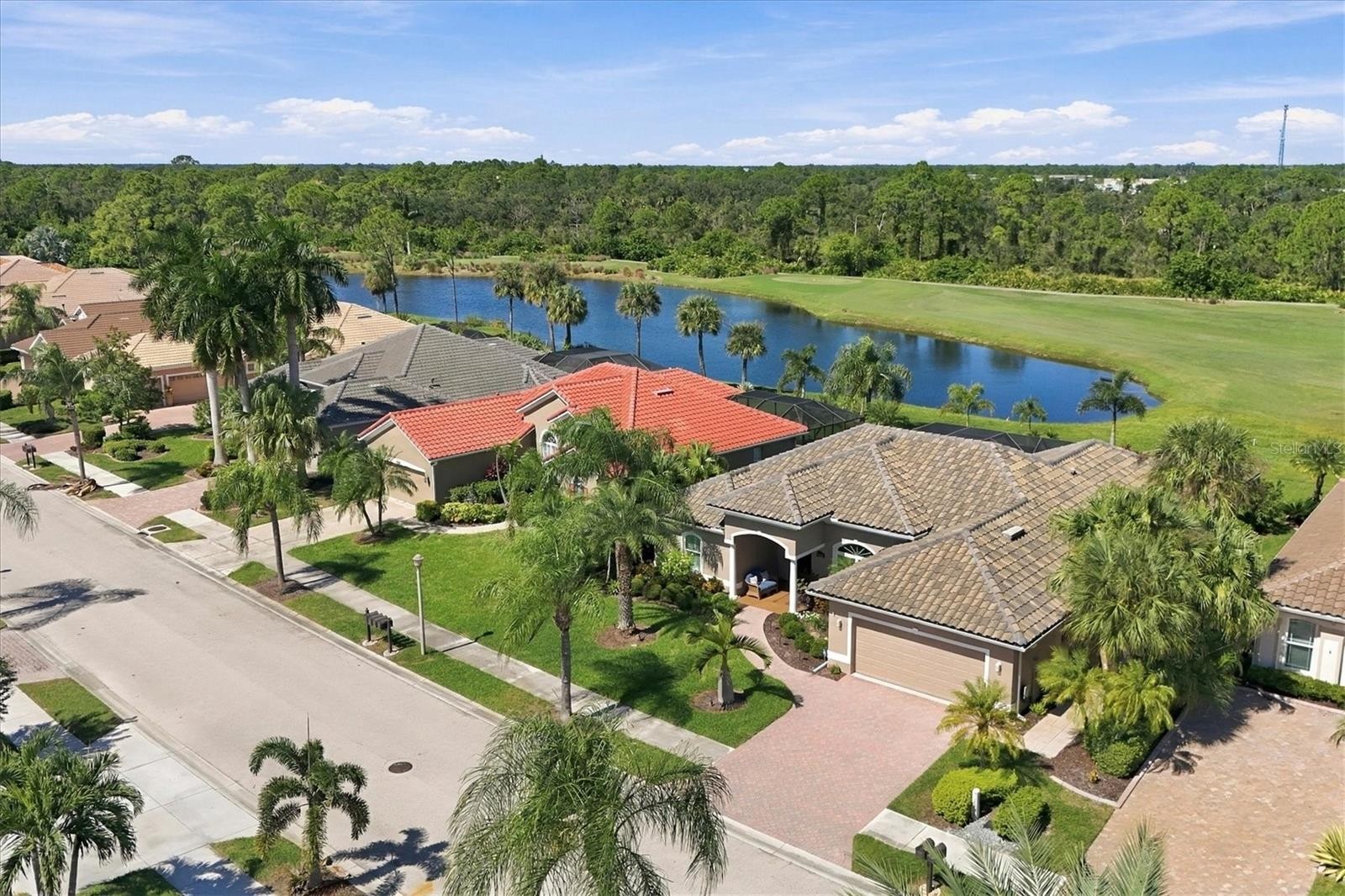 5496 WHITE IBIS DR