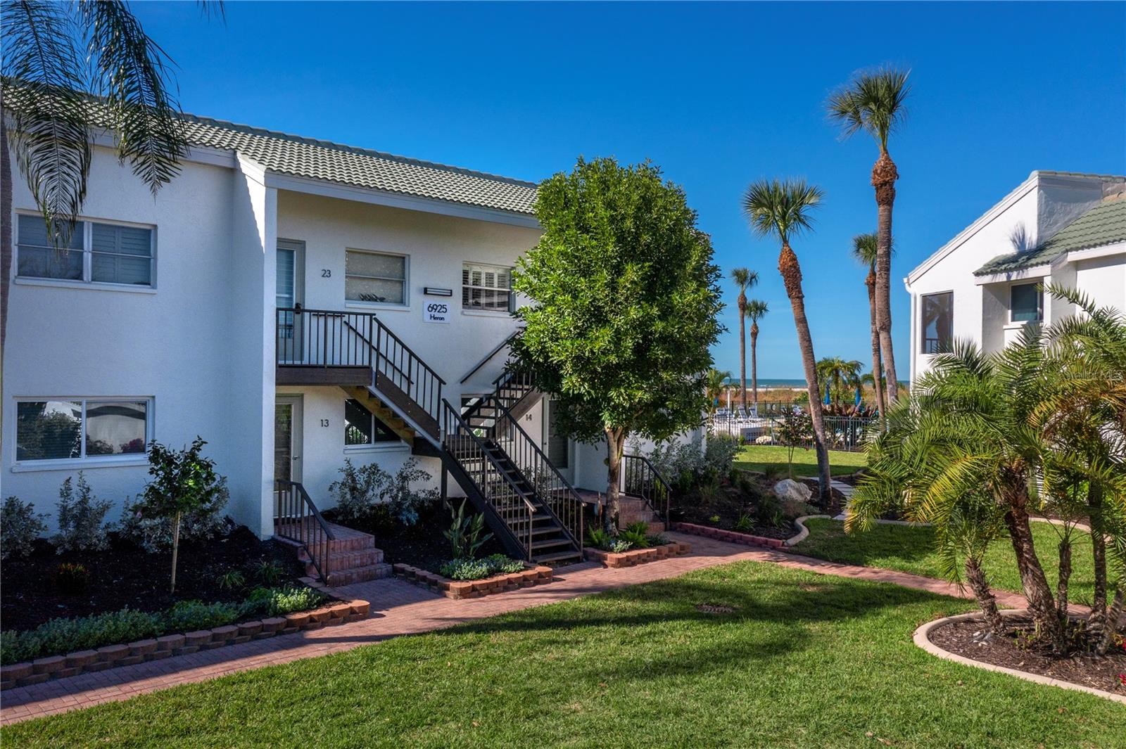 6925 GULF OF MEXICO DR #24