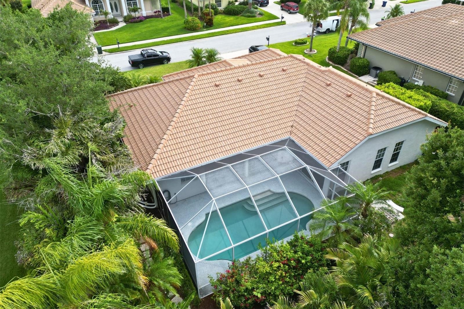 4824 HANGING MOSS LN
