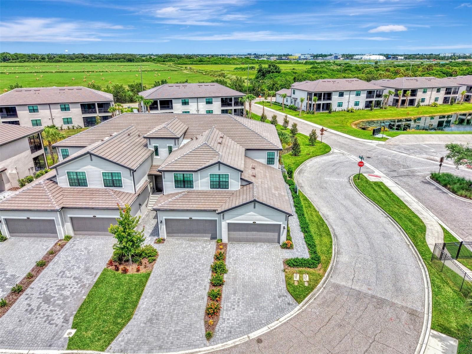 5632 SUMMIT POINTE CIR #104