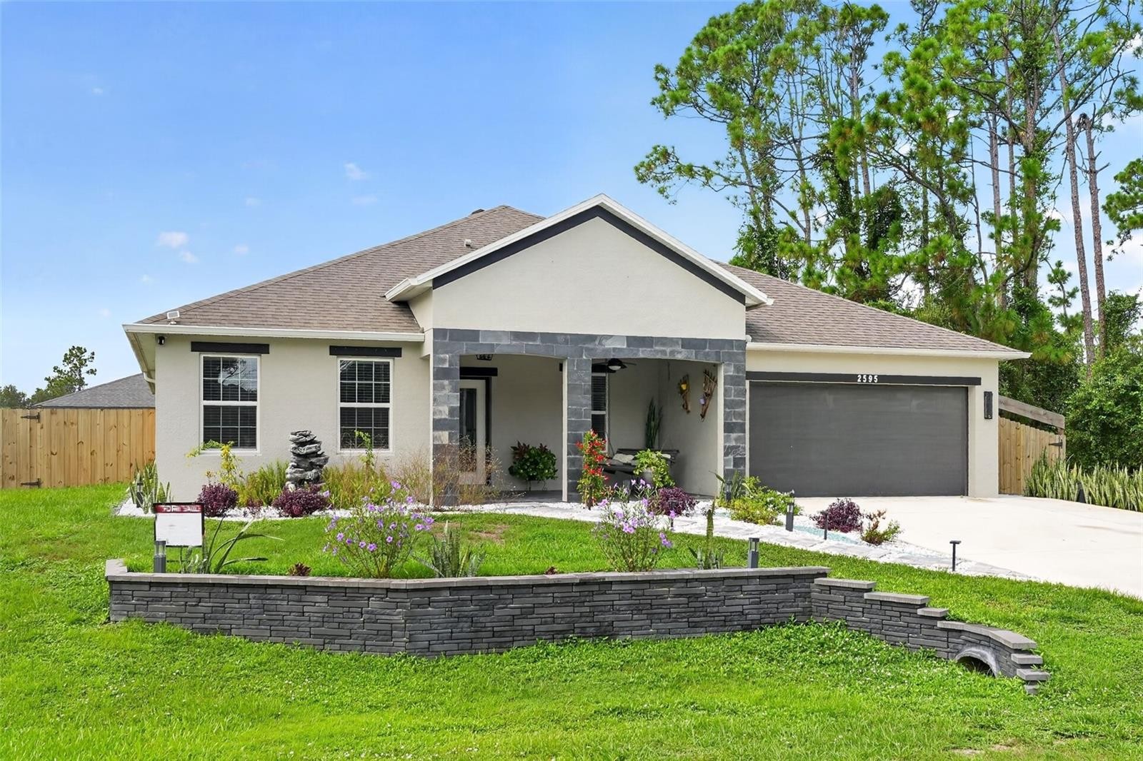 2595 HAGOPLAN LN