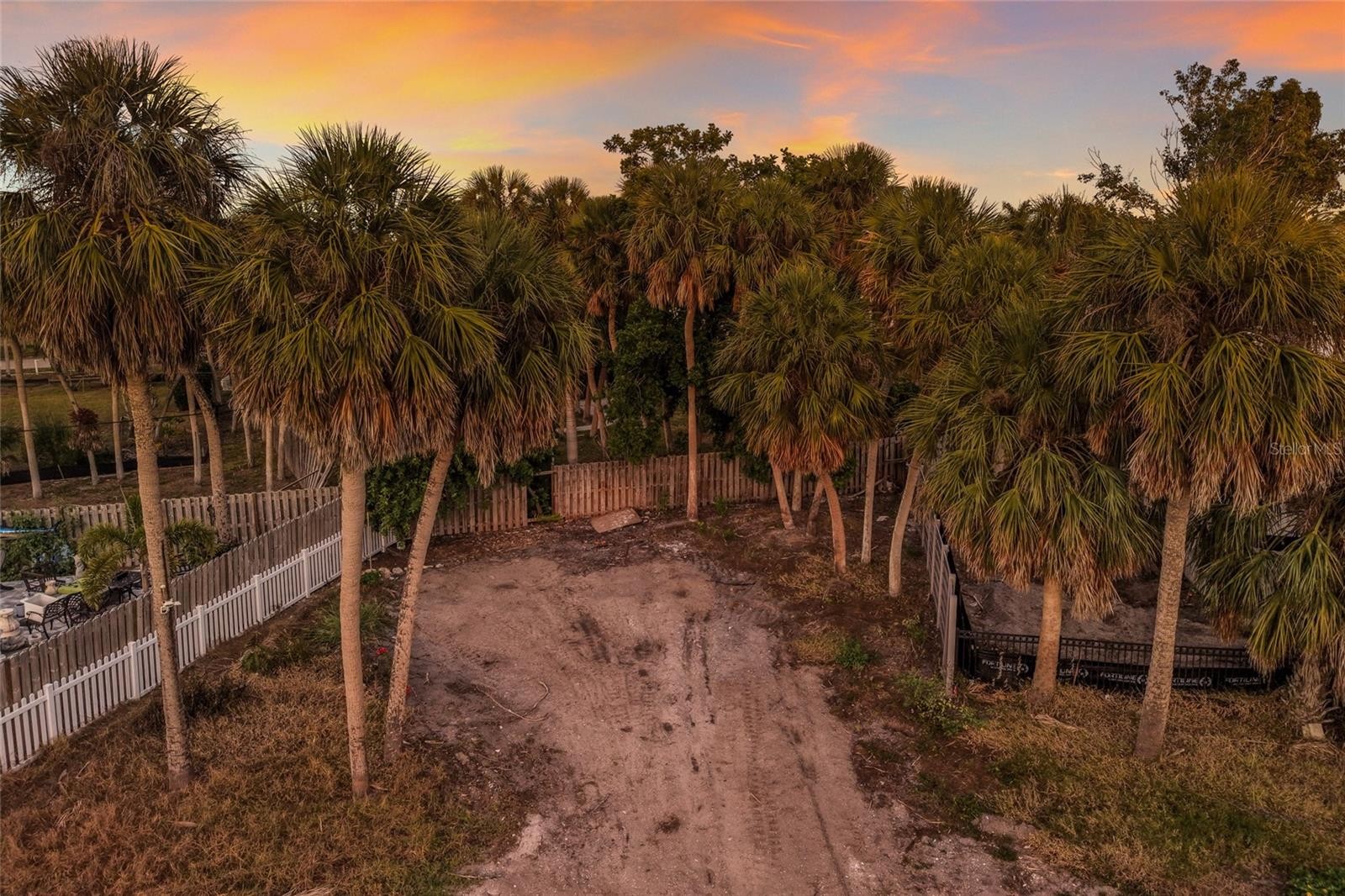 130 N BLVD OF THE PRESIDENTS