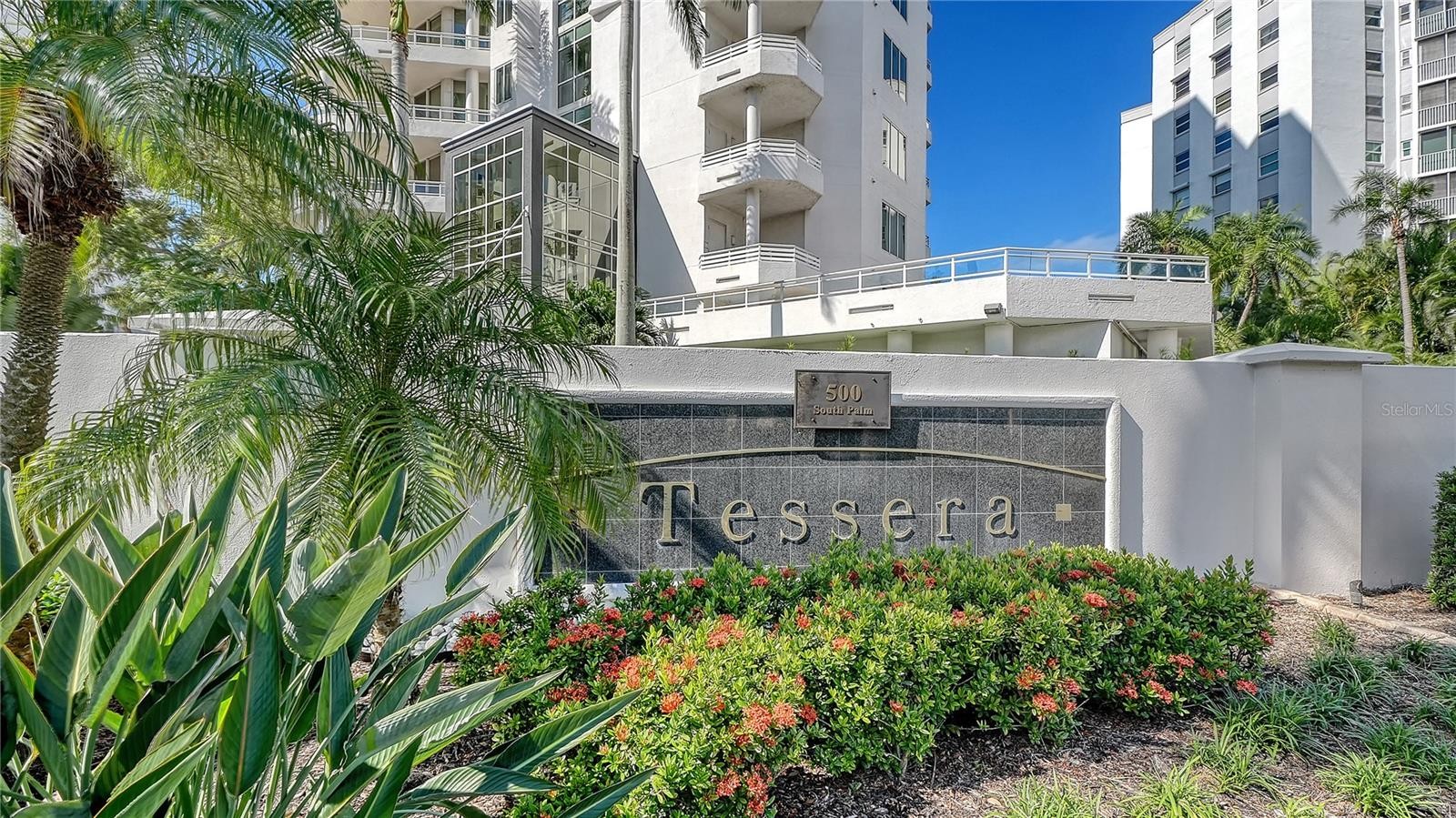 500 S PALM AVE #32