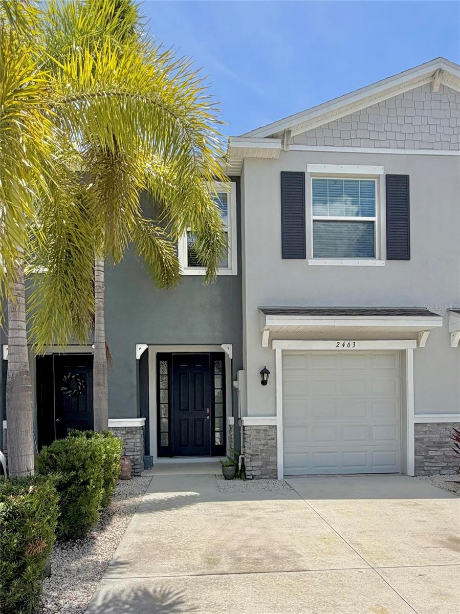 2463 MIDNIGHT PEARL DR