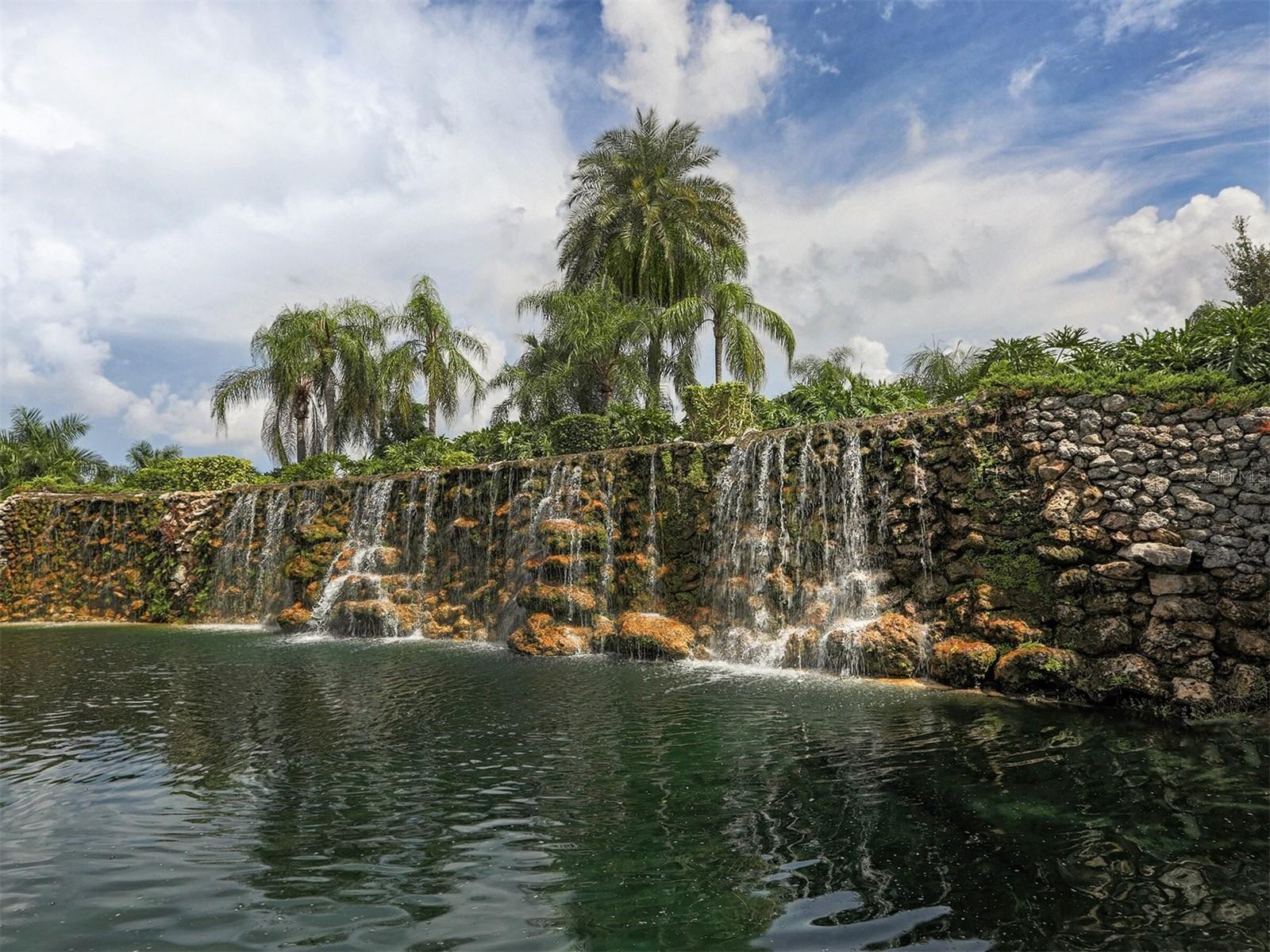 2139 CALUSA LAKES BLVD