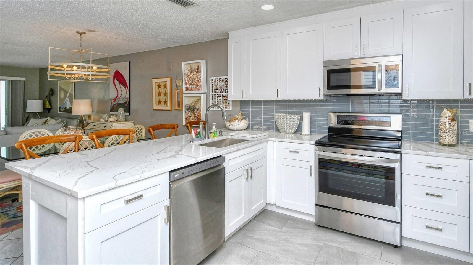 1255 E PEPPERTREE DR #101