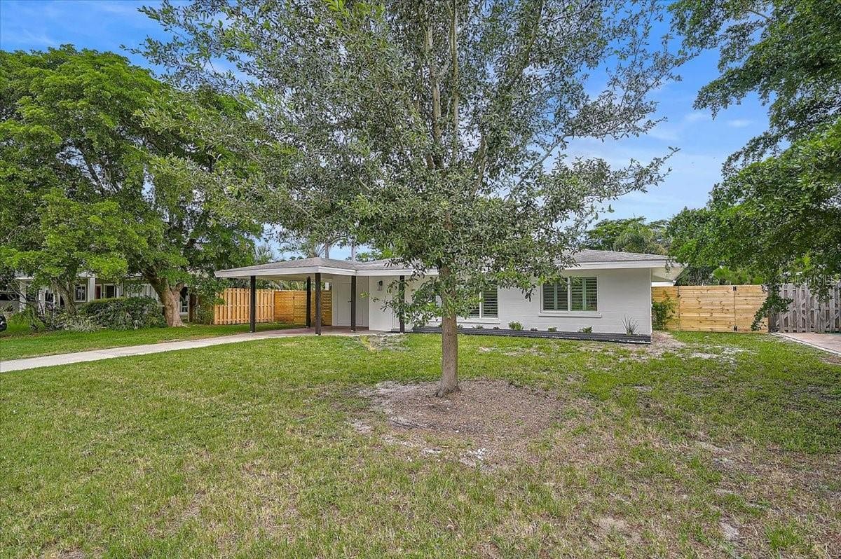 2347 TANGERINE DR