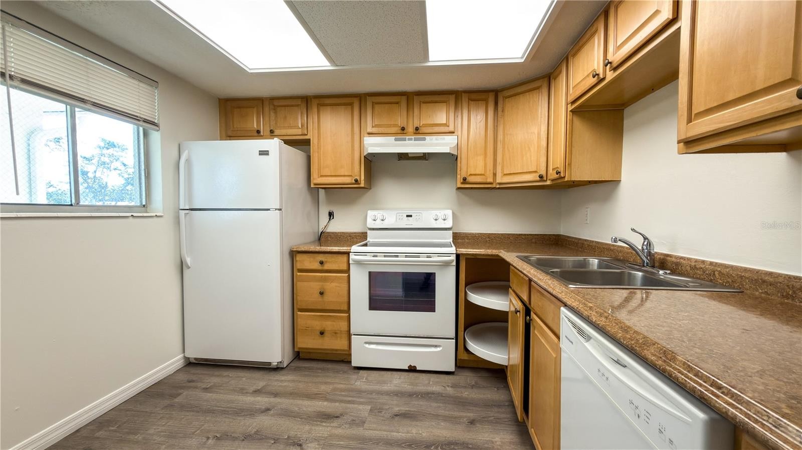 3500 BENEVA RD #306