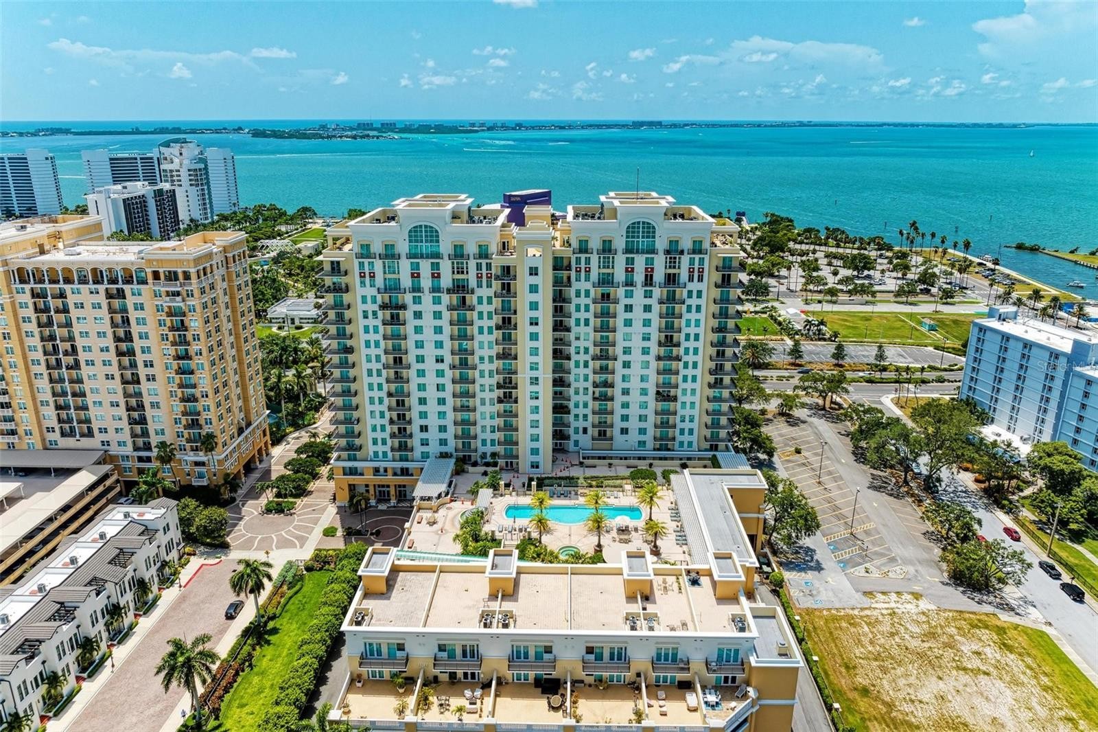 800 N TAMIAMI TRL #212