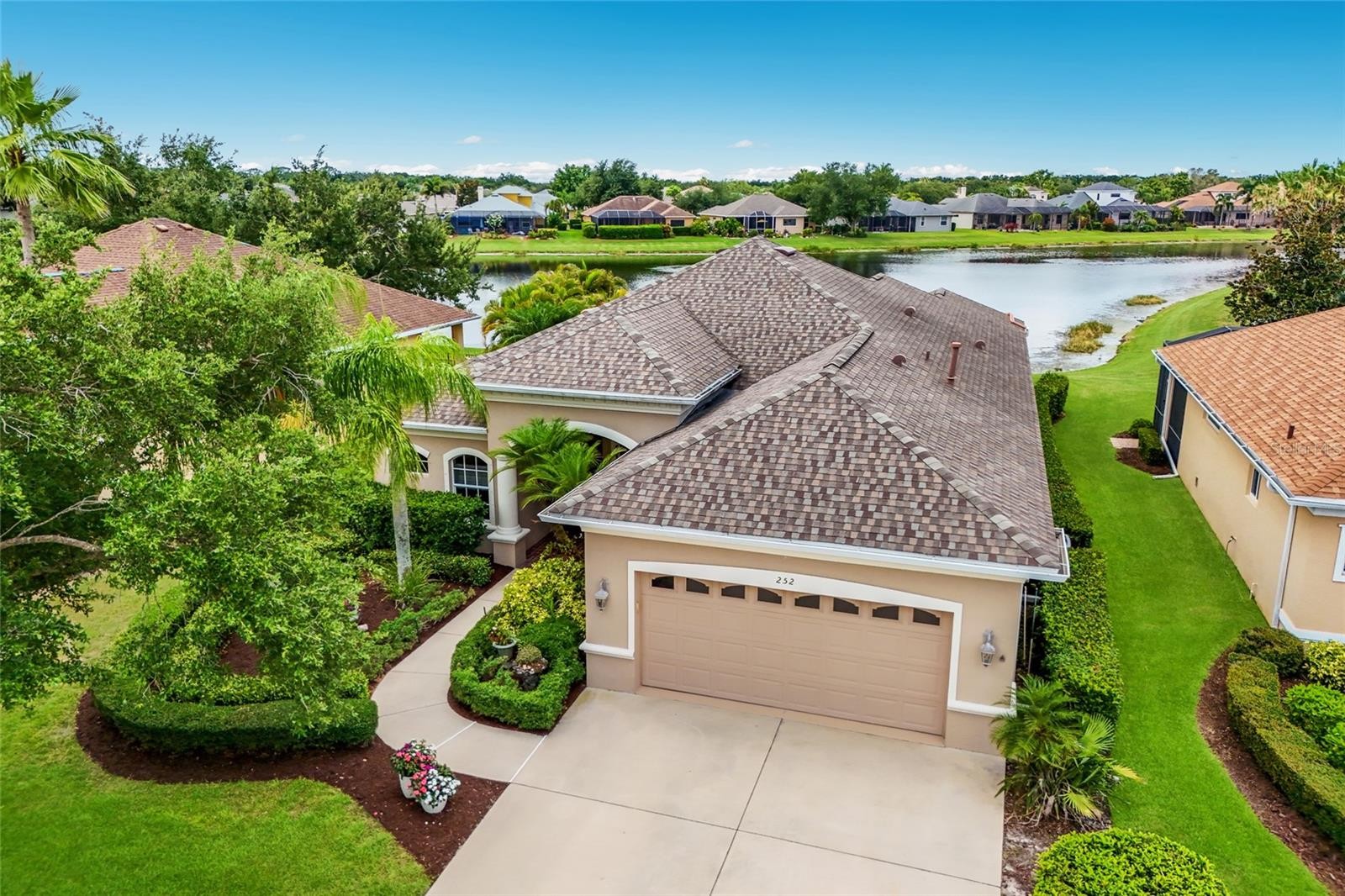 252 DAHLIA CT