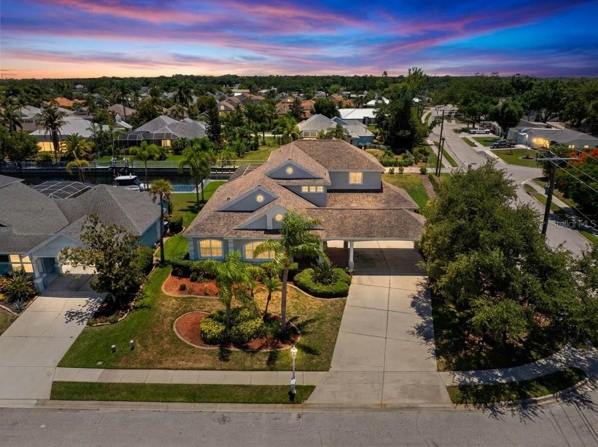 4306 BARRACUDA DR
