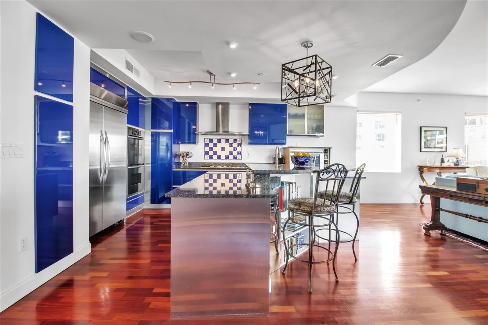 128 GOLDEN GATE PT #301B