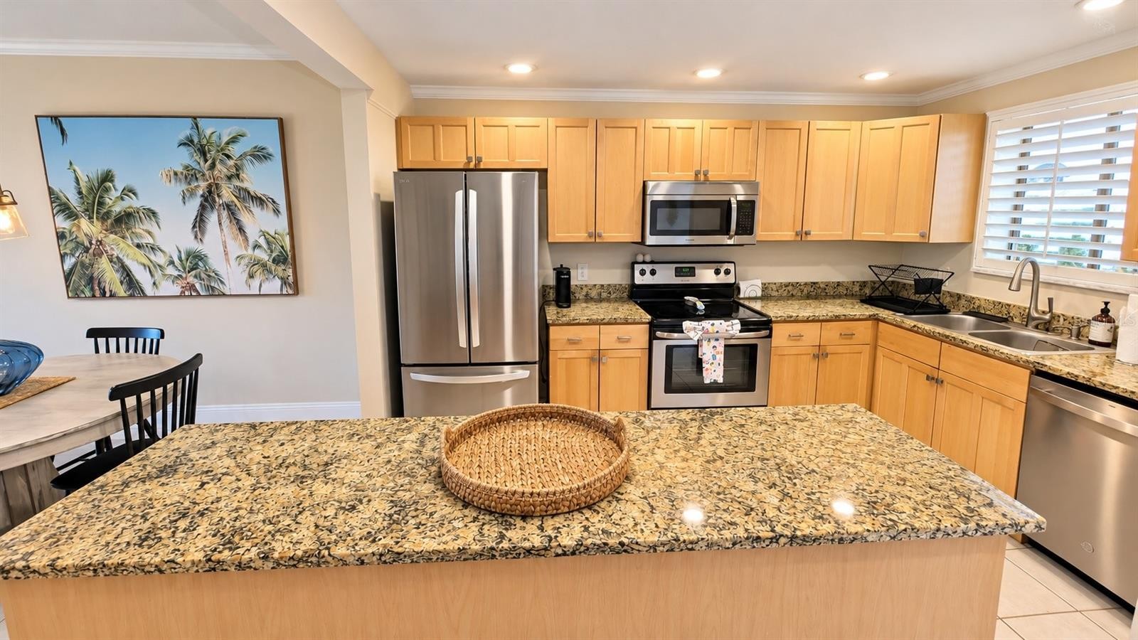 350 S POLK DR #207