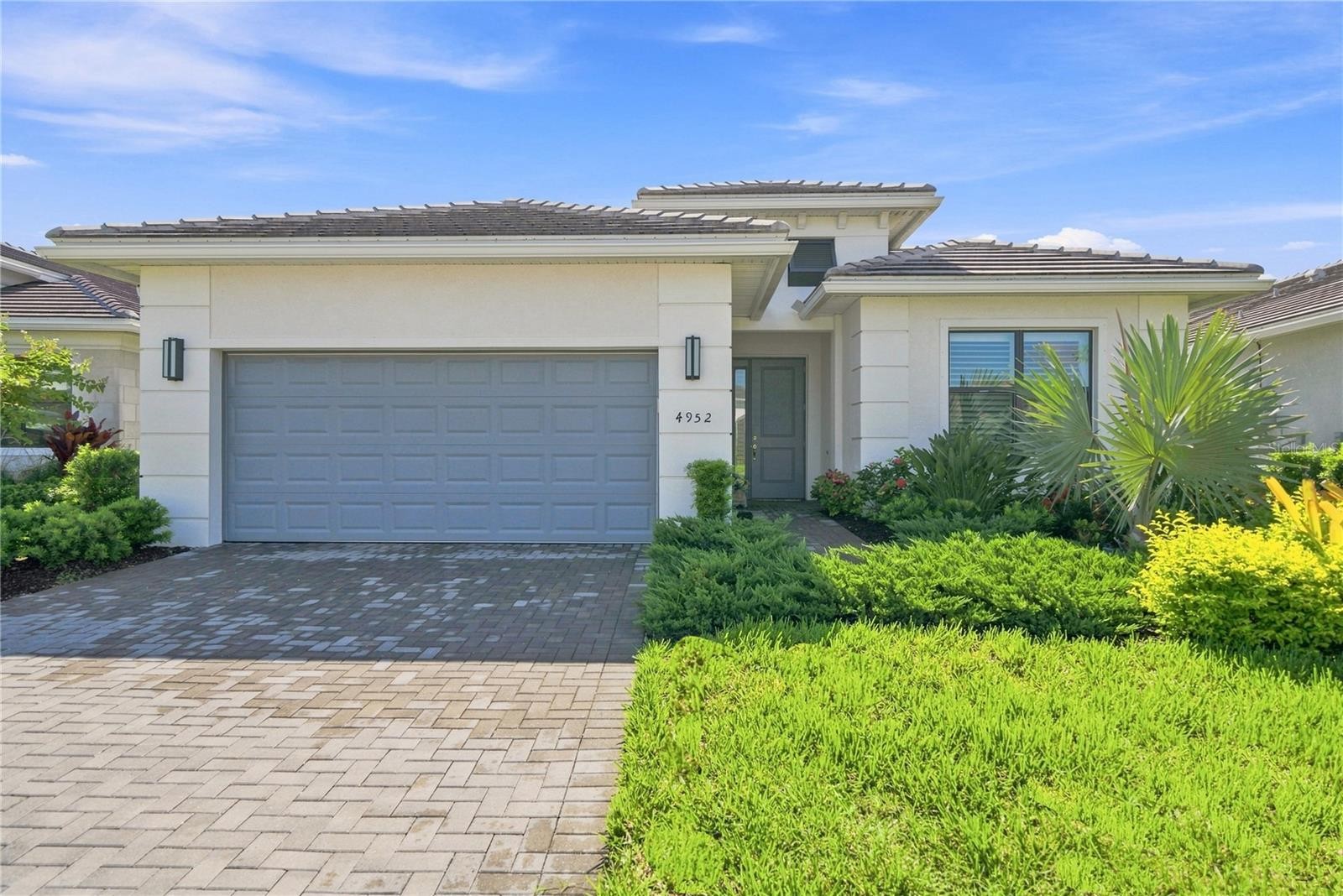 4952 FAIRHOPE CIR