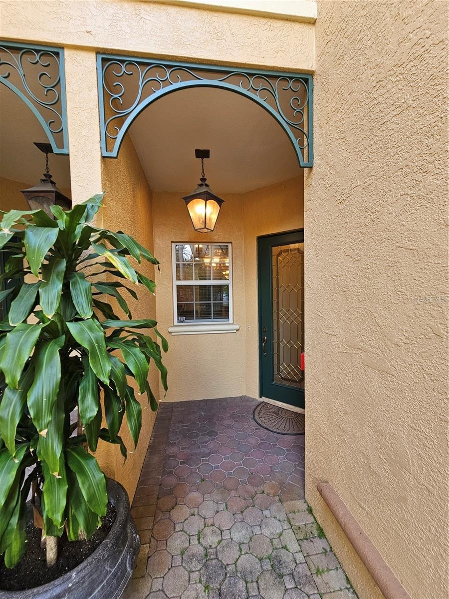 3625 SQUARE WEST LN #4