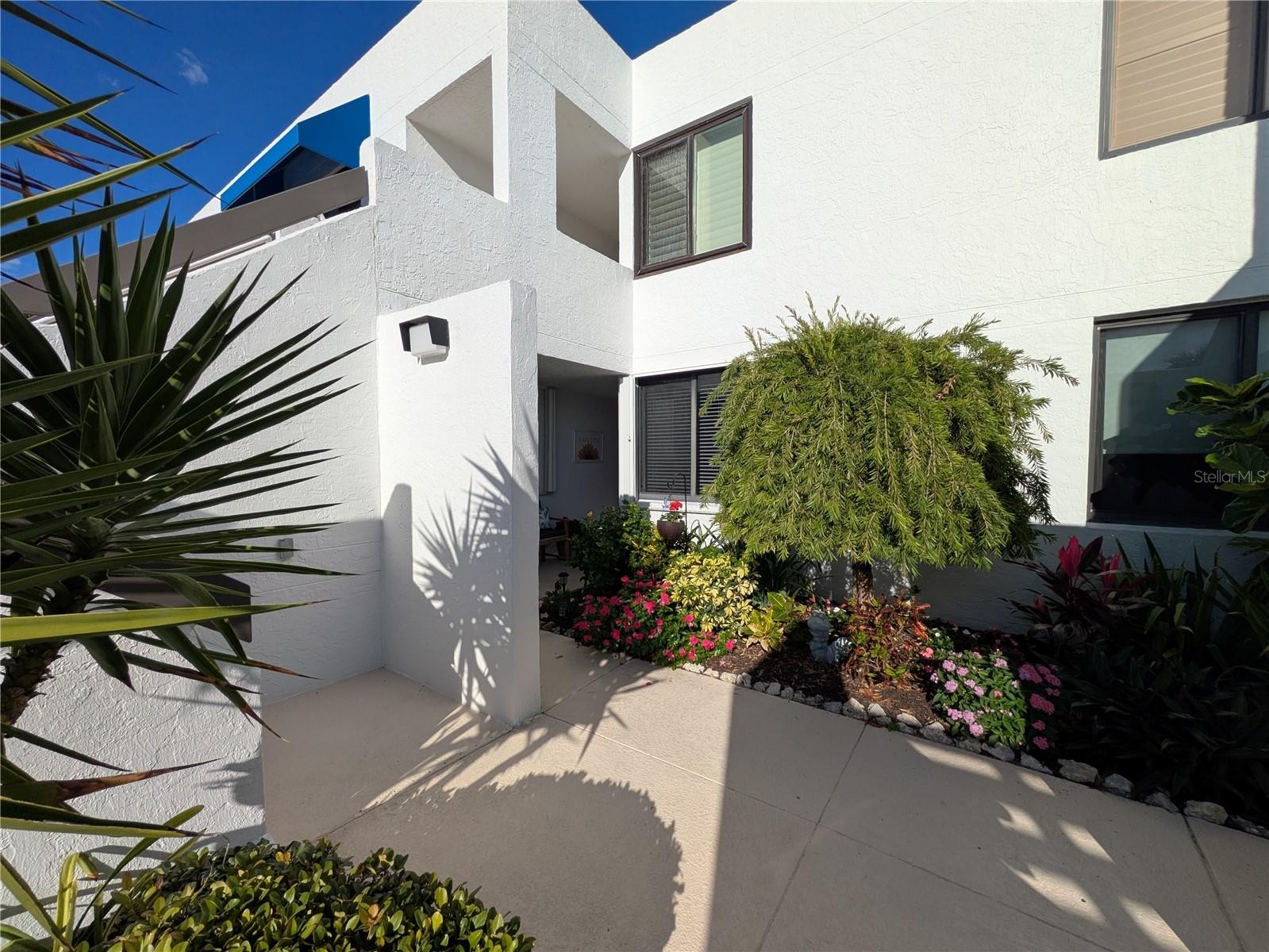 747 BAYPORT WAY #747