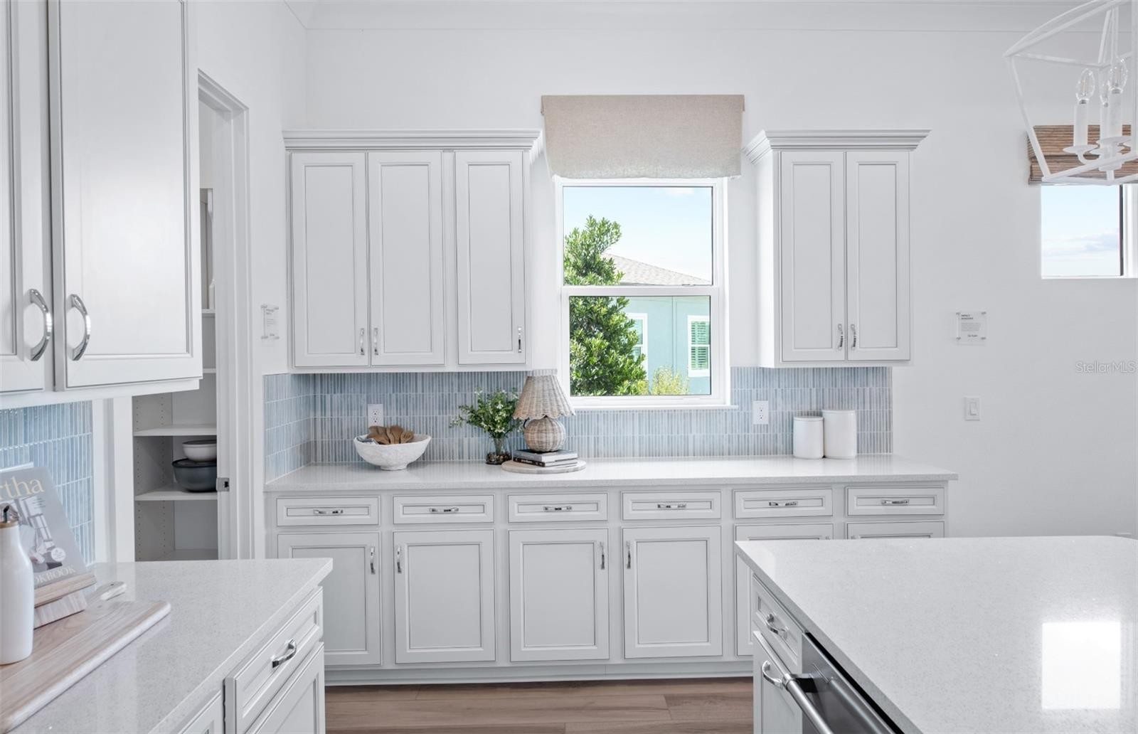 14815 SUNSET CREST LN