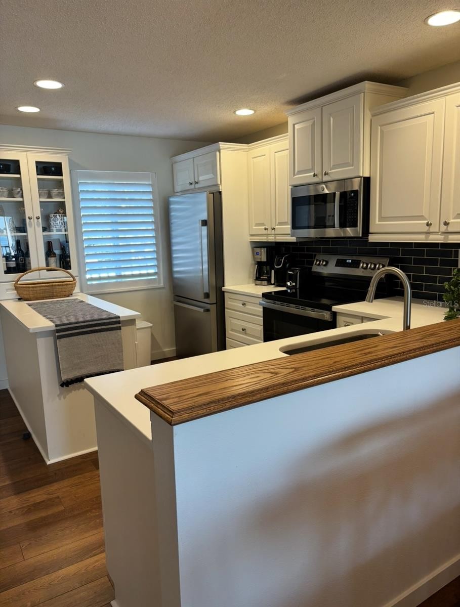 8977 S MIDNIGHT PASS RD S #222