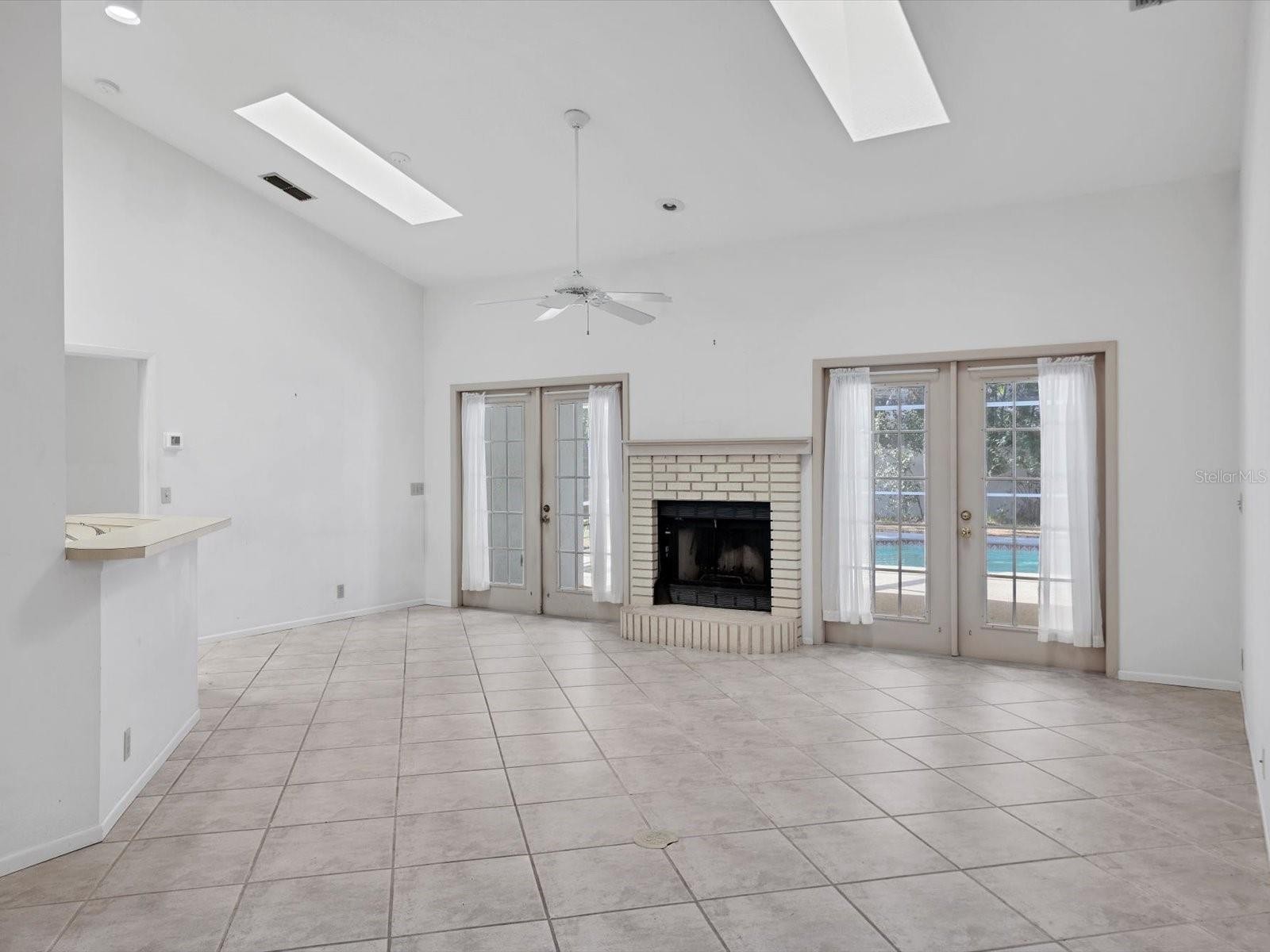 4816 79TH AVENUE PLZ E