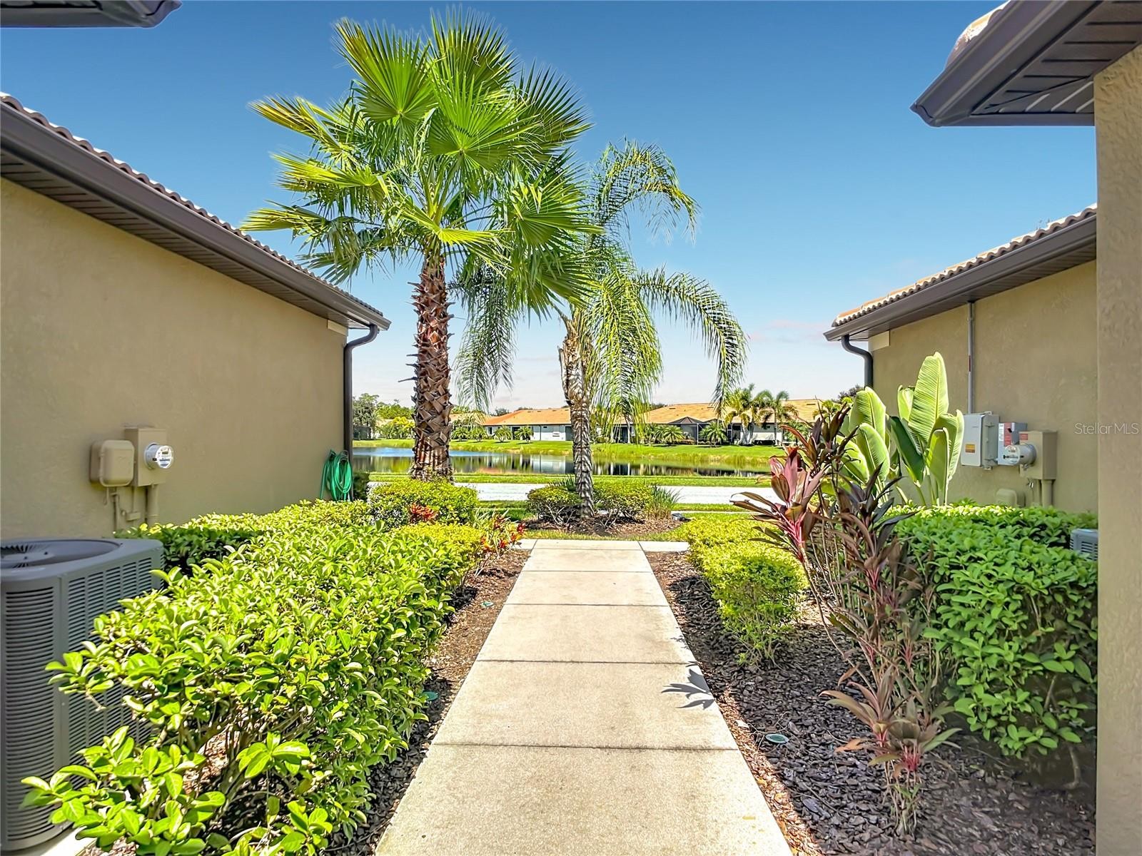 2590 OSWEGO DR