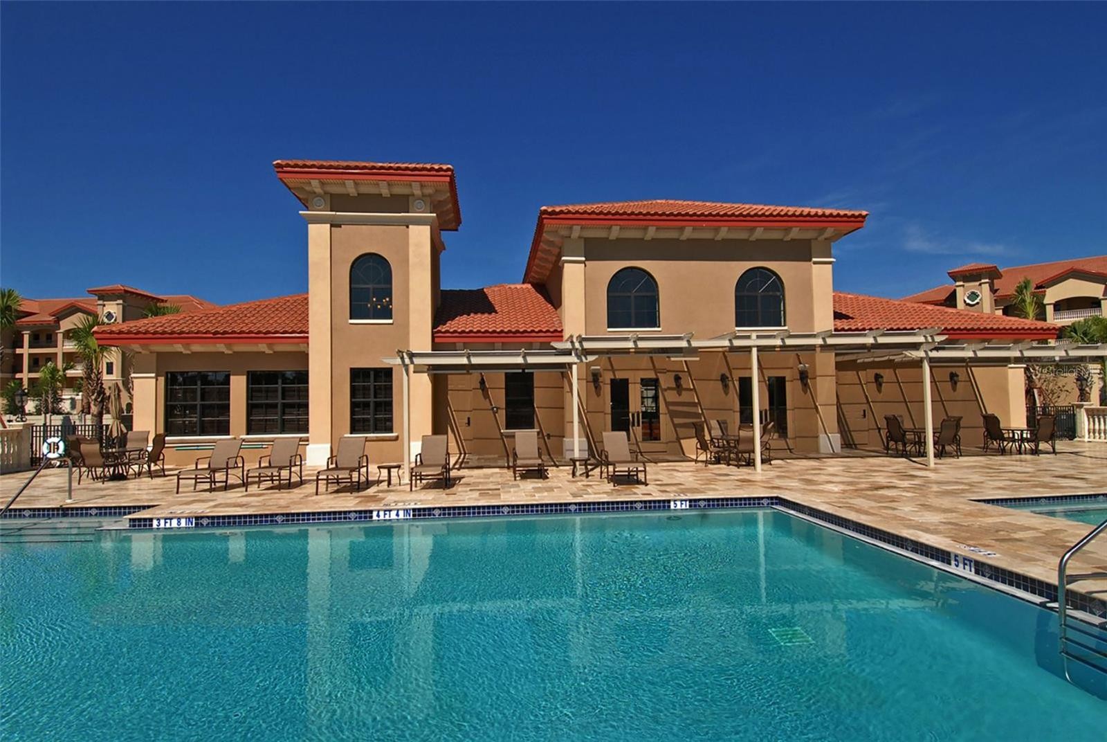 7718 LAKE VISTA CT #207