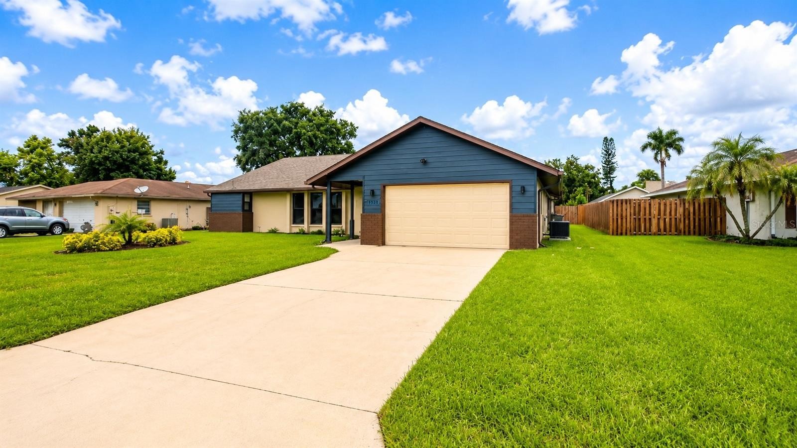 1526 GEORGETOWNE LN