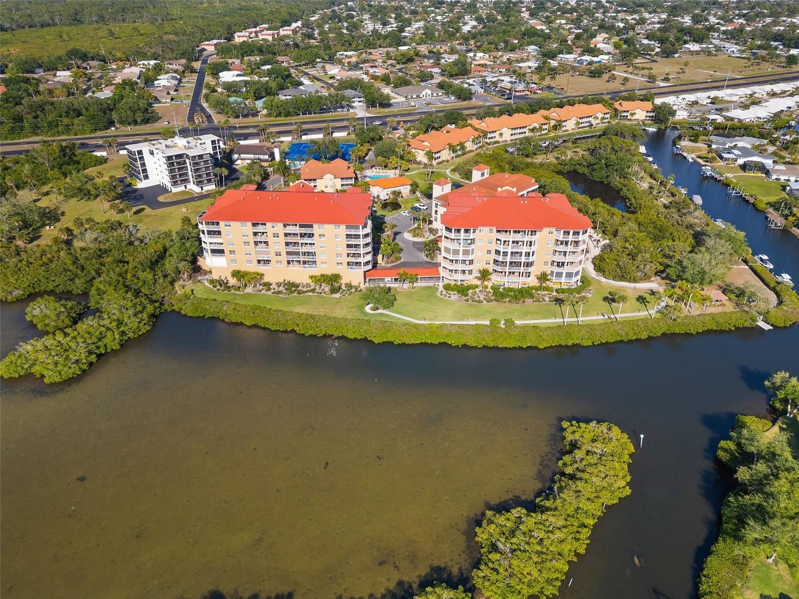 6100 JESSIE HARBOR DR #202