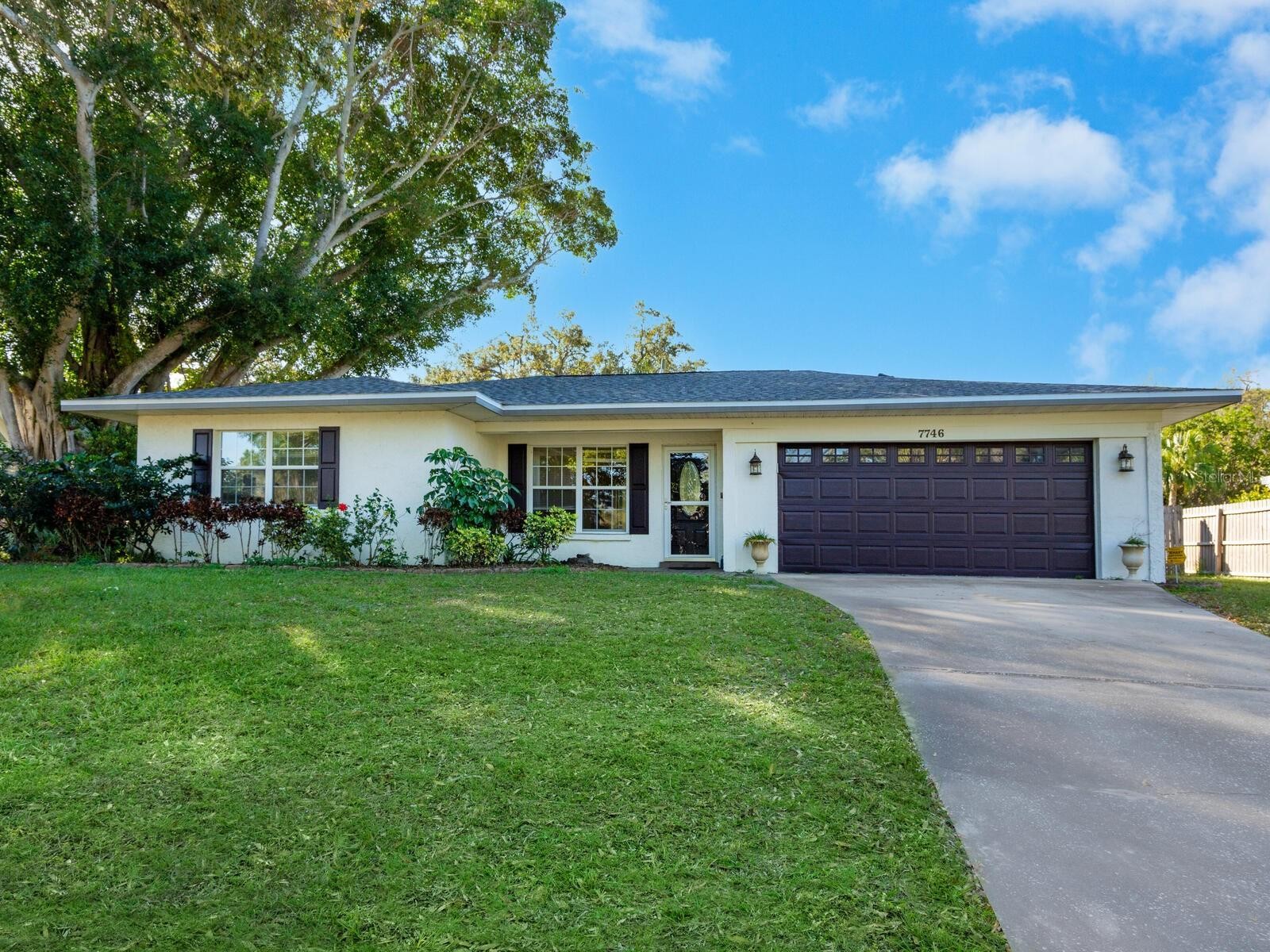 7746 WESTMORELAND DR