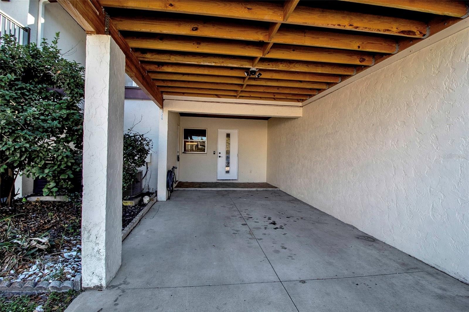 3212 RAMBLEWOOD DR N #3212