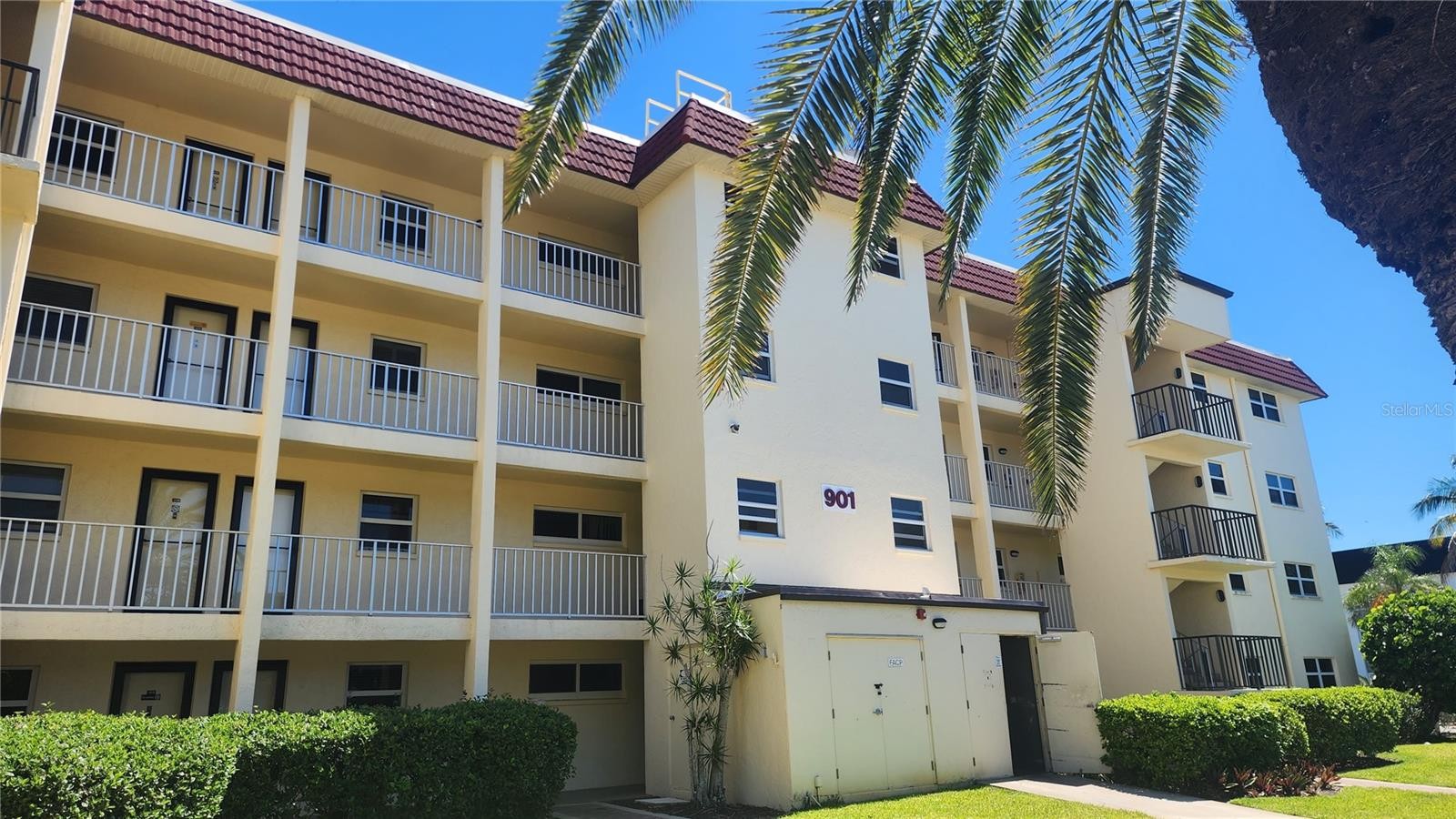 901 BEACH RD #202