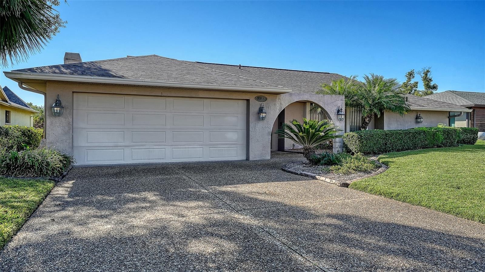 3722 PRAIRIE DUNES DR