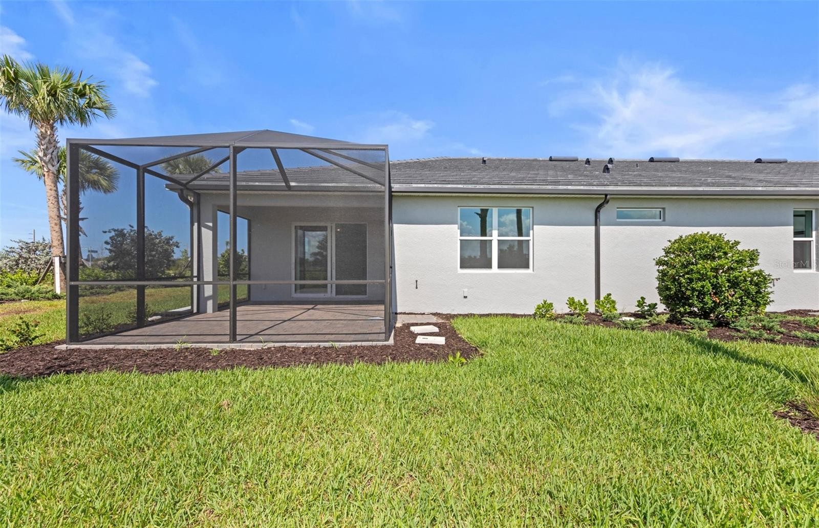 27112 CLAM SHELL CT