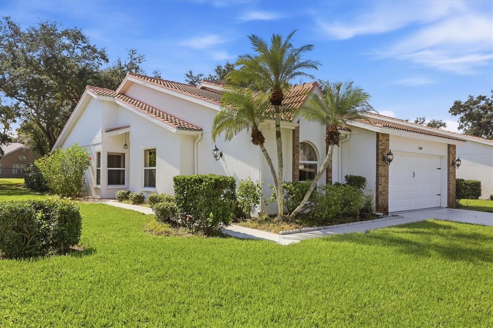 5837 GARDEN LAKES DR