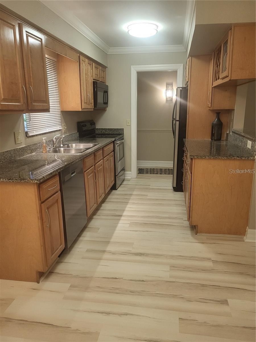 3360 S OSPREY AVE #102B