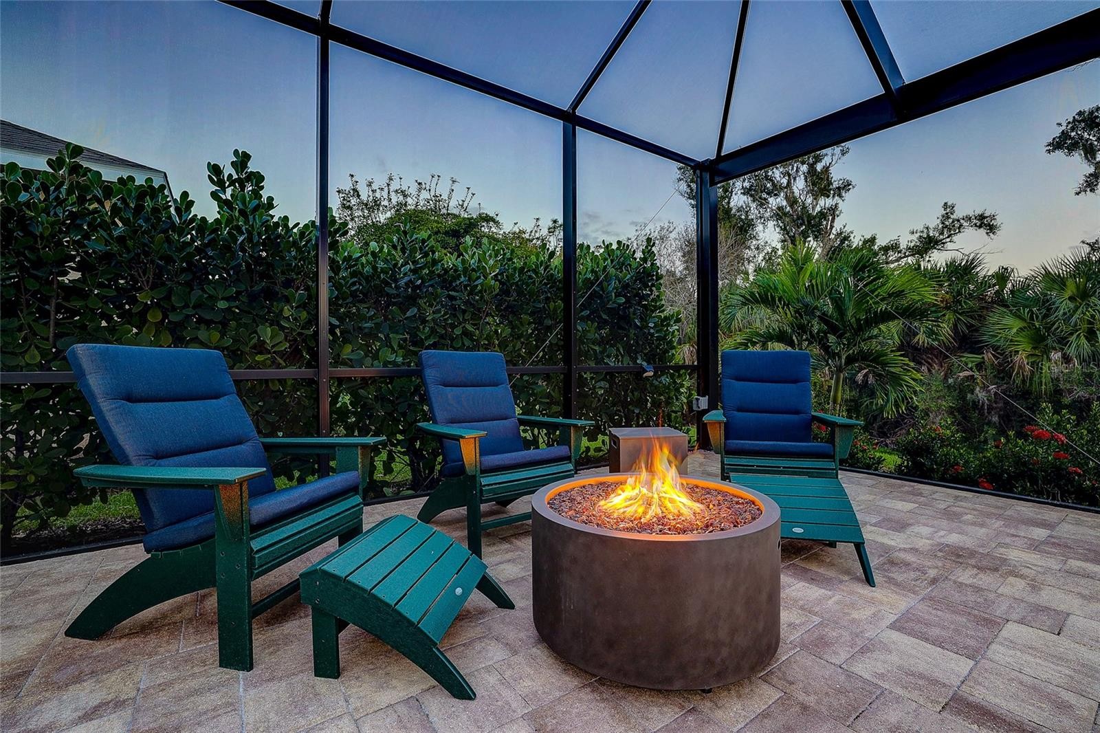 3718 WOODCLIFF LAKE TER