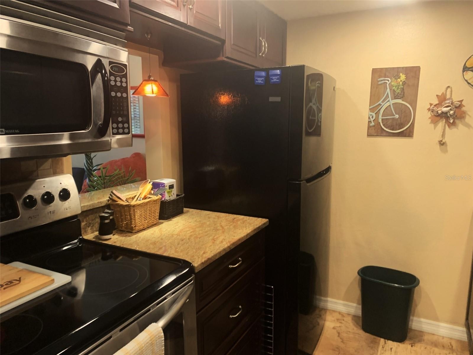 23 QUAILS RUN BLVD #23102