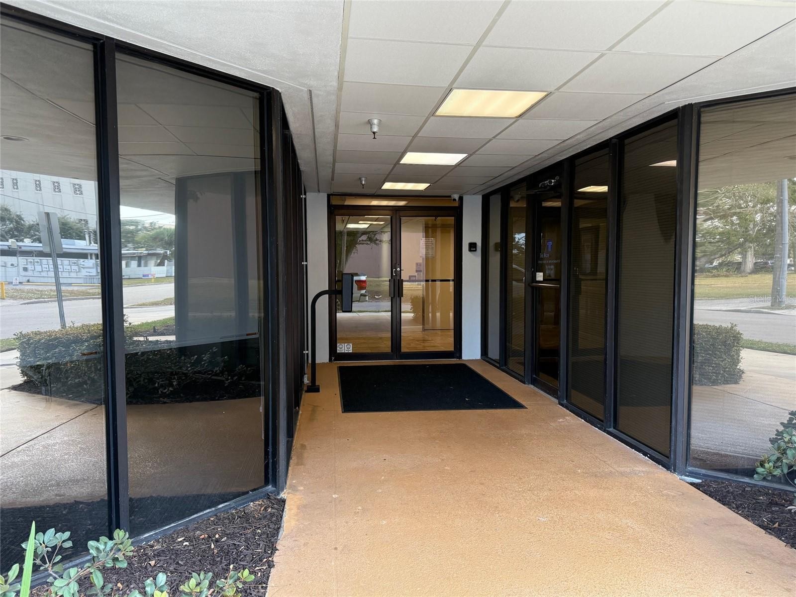 100 WALLACE AVE #245