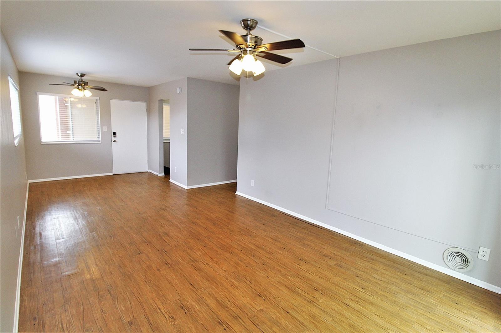 3001 BEE RIDGE RD #124