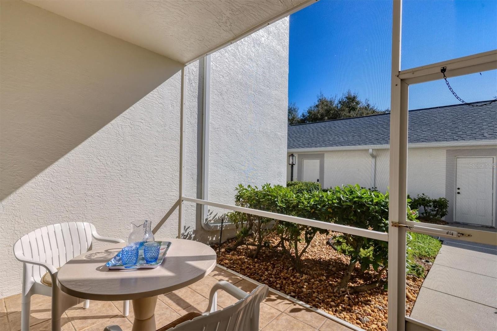 9470 HIGH GATE DR #2212