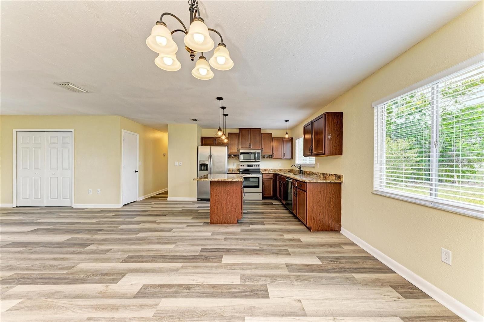 7120 ELYTON DR