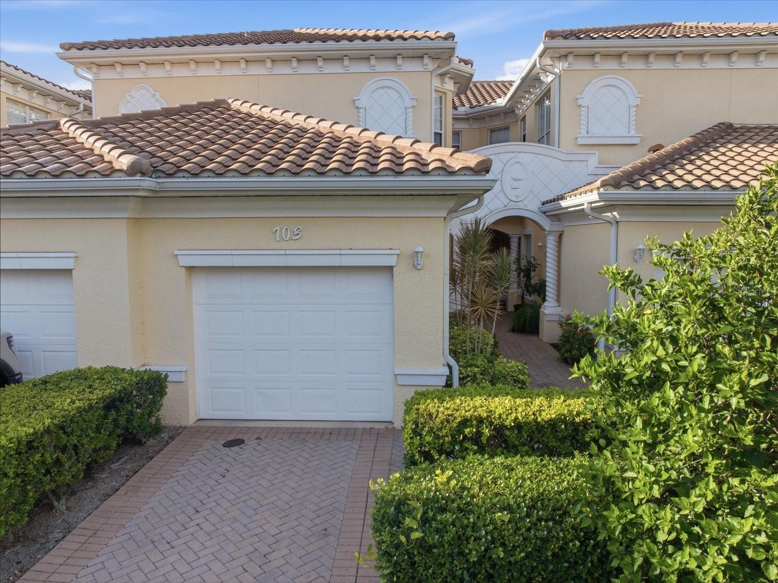 703 TRIANO CIR #703